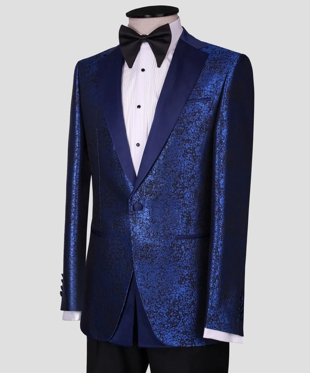 Single Breasted Two-Piece Tuxedo (Pattern Edit) — view 4