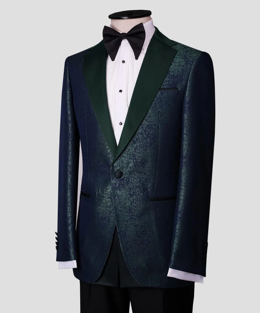 Single Breasted Two-Piece Tuxedo (White Classic) — view 3